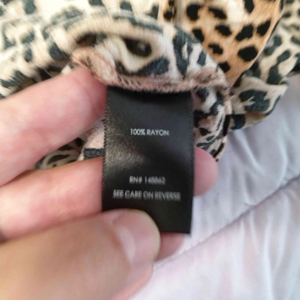TORRID TANK TOP - Picture 5 of 7